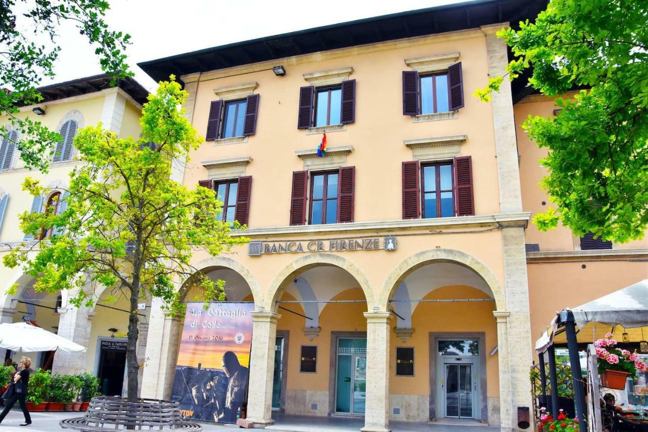 شقة Piazza Arnolfo 1932 كولّي فال ديلسا المظهر الخارجي الصورة